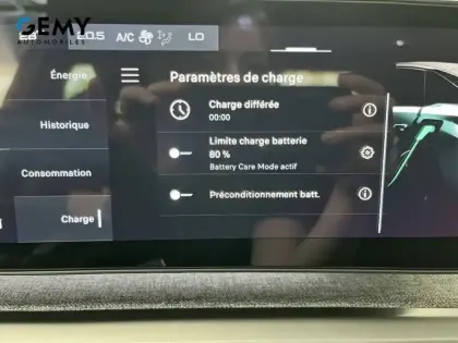 Photo 14 Peugeot 3008  Electrique 210 ch 73 kWh
