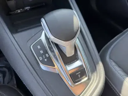 Photo 8 Renault Symbioz  E-Tech full hybrid 145