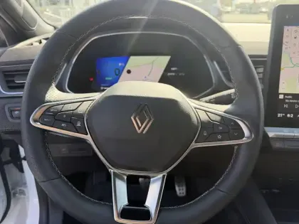 Photo 10 Renault Symbioz  E-Tech full hybrid 145