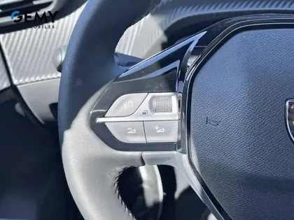 Photo 11 Peugeot 208  Electrique 54 kWh 156ch