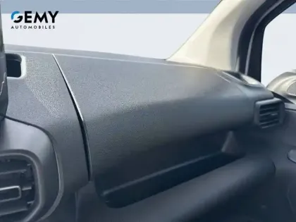 Photo 9 Peugeot Partner E- FGN 136 CH M CHARG UT MAJ 54 KWH AUT