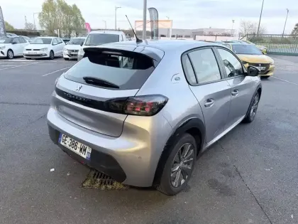 Photo 42 Peugeot 208  Electrique 50 kWh 136ch