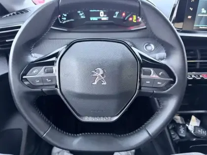 Photo 32 Peugeot 208 Gén. II Ph1 NG Active Pack 5