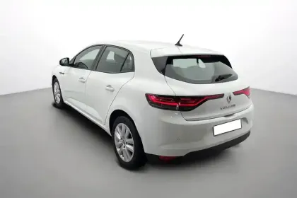 Photo 32 Renault Megane  IV Berline TCe 140 EDC