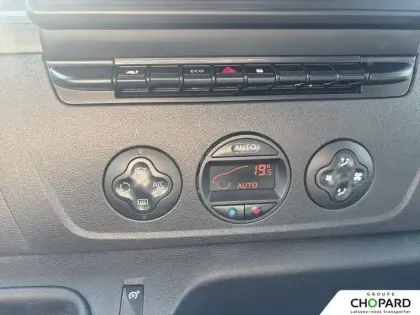 Photo 18 Renault Master  FGN TRAC F3500 L2H2 BLUE DCI 180