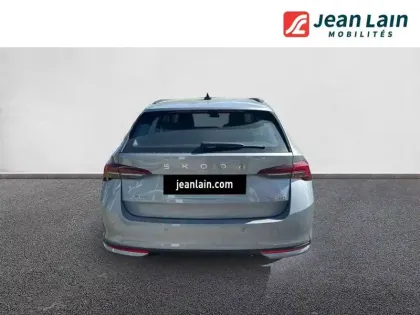 Photo 5 Skoda Octavia  Combi 1.5 TSI Hybrid 150 ch ACT DSG7