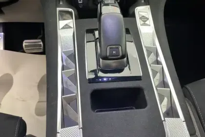 Photo 24 DS DS 7  BlueHDi 130 EAT8