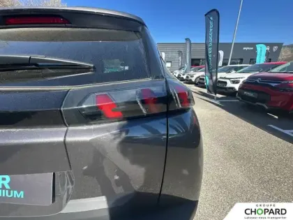 Photo 22 Peugeot 2008  PureTech 130 S&S BVM6