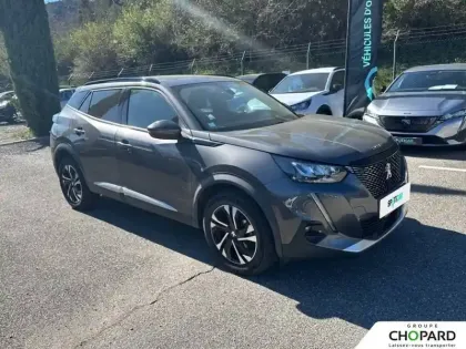 Photo 27 Peugeot 2008  PureTech 130 S&S BVM6