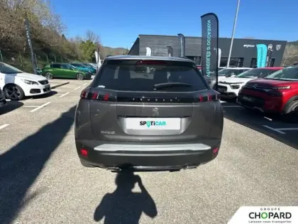 Photo 28 Peugeot 2008  PureTech 130 S&S BVM6