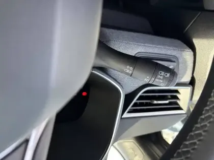 Photo 31 Renault Captur  E-Tech hybride 145