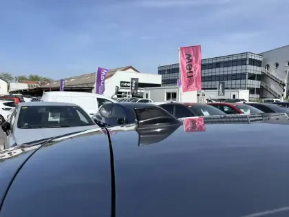 Photo 12 Renault Captur  E-Tech hybride 145