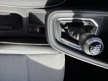 Photo 39 Renault Captur  E-Tech hybride 145