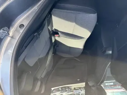 Photo 25 Renault Captur  E-Tech hybride 145