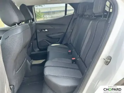 Photo 10 Peugeot 2008  BlueHDi 130 S&S EAT8