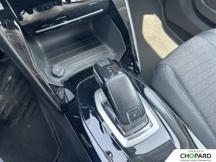 Photo 38 Peugeot 2008  BlueHDi 130 S&S EAT8