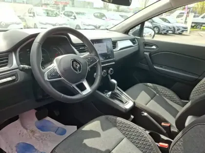 Photo 10 Renault Captur  E-Tech 145 - 21