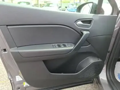 Photo 12 Renault Captur  E-Tech 145 - 21