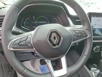 Photo 13 Renault Captur  E-Tech 145 - 21