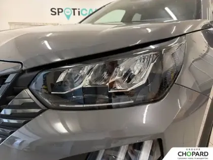 Photo 21 Peugeot 2008  Hybrid 145 e-DCS6