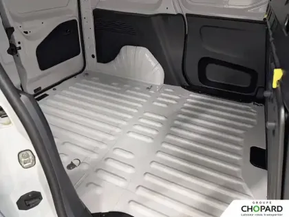 Photo 16 Peugeot Partner   DANGEL 4X2 TREK  TAILLE M 1000 KG BLUEHDI 130 BVM6