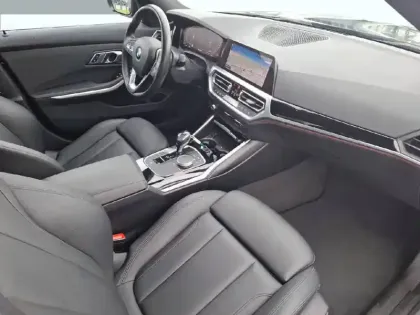 Photo 39 BMW Serie 3 Gén. VII (G20) Ph1 Edition Sport 4