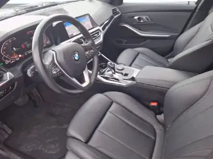 Photo 8 BMW Serie 3 Gén. VII (G20) Ph1 Edition Sport 4