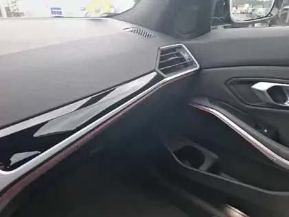 Photo 66 BMW Serie 3 Gén. VII (G20) Ph1 Edition Sport 4