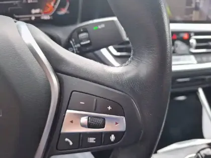 Photo 24 BMW Serie 3 Gén. VII (G20) Ph1 Edition Sport 4