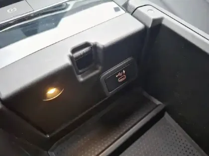 Photo 26 BMW Serie 3 Gén. VII (G20) Ph1 Edition Sport 4