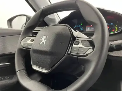 Photo 28 Peugeot 208  Electrique 50 kWh 136ch