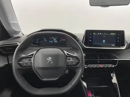 Photo 21 Peugeot 208  Electrique 50 kWh 136ch