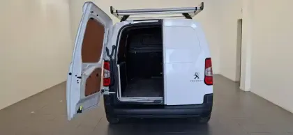 Photo 16 Peugeot Partner  FOURGON STANDARD 650 KG BLUEHDI 100 S&S BVM5