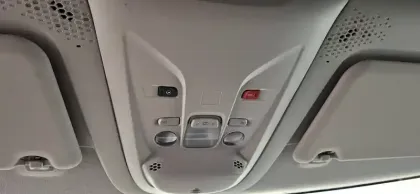 Photo 31 Peugeot Partner  FOURGON STANDARD 650 KG BLUEHDI 100 S&S BVM5