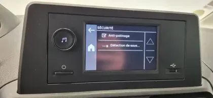 Photo 32 Peugeot Partner  FOURGON STANDARD 650 KG BLUEHDI 100 S&S BVM5