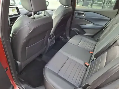 Photo 10 Nissan Qashqai Gén. II (J11) Ph2 Tekna 5