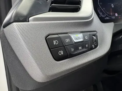 Photo 23 BMW Serie 1 118i 136 ch DKG7