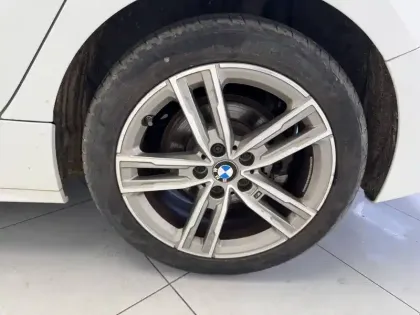 Photo 8 BMW Serie 1 118i 136 ch DKG7