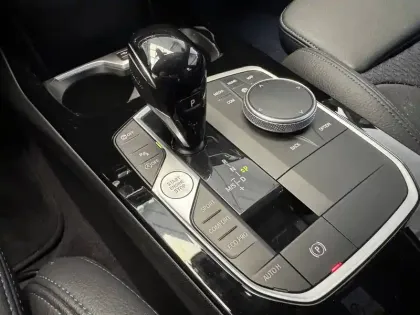 Photo 30 BMW Serie 1 118i 136 ch DKG7