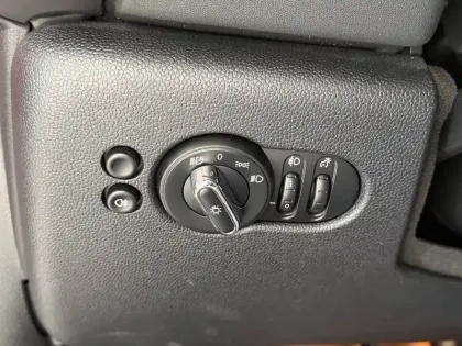 Photo 30 Mini Mini Hatch 5 Portes Cooper 136 ch DKG7