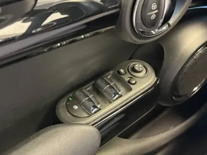 Photo 31 Mini Mini Hatch 5 Portes Cooper 136 ch DKG7