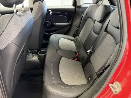 Photo 9 Mini Mini Hatch 5 Portes Cooper 136 ch DKG7