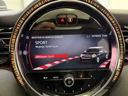 Photo 24 Mini Mini Hatch 5 Portes Cooper 136 ch DKG7