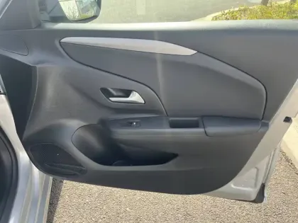 Photo 12 Opel Corsa  Electrique 136 ch & Batterie 50 kWh