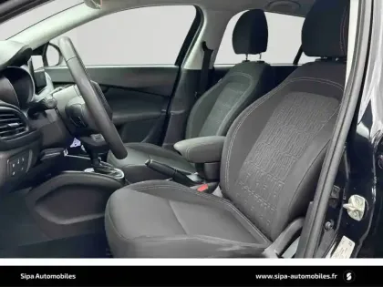 Photo 10 Fiat Tipo Gén. II Ph2 MY23 Cross 5