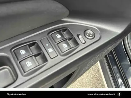 Photo 13 Fiat Tipo Gén. II Ph2 MY23 Cross 5