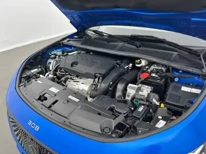 Photo 101 Peugeot 308  PHEV 225 e-EAT8