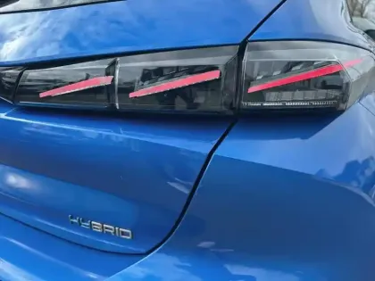 Photo 16 Peugeot 308  PHEV 225 e-EAT8