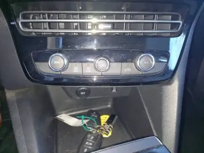 Photo 56 Opel Mokka  Electrique 136 ch & Batterie 50 kWh