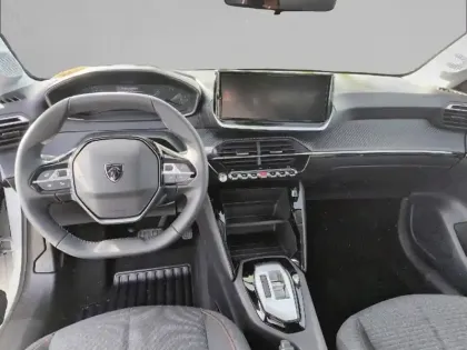 Photo 7 Peugeot 208  Hybrid 110 ch e-DCS6